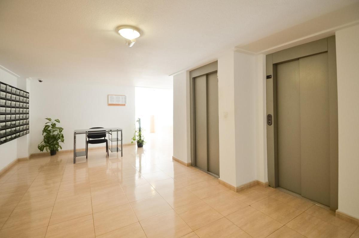 Schoene Wohnung Mit Pool , Wi-Fi Und Privat Garage 또레비에하 외부 사진